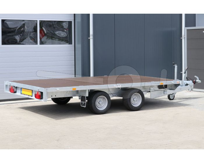 Vlakke plateauwagen Eduard zonder borden 330x180cm. Laadvloerhoogte 56cm en bruto laadvermogen 3000kg.
