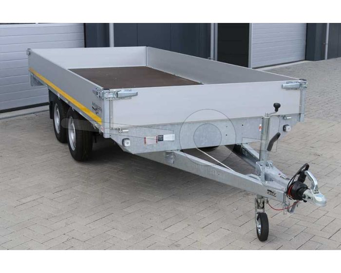 Eduard plateauwagen tandemas met 30cm borden, afmeting 406x200cm, laadvloerhoogte72cm, bruto laadvermogen 2500kg.