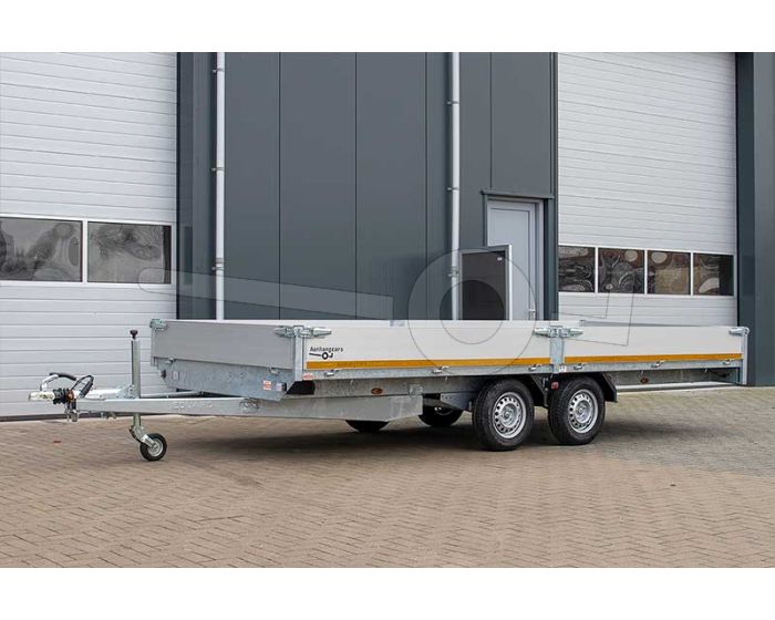 Eduard tandemas plateauwagen 506x200cm. Laadvloerhoogte 72cm. Bruto laadvermogen 2700kg.