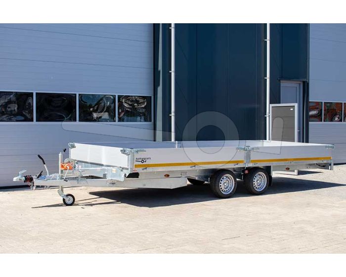 Eduard multitransporter met lier en oprijplaten. Afmeting 506x200cm met 30cm borden. Laadvloerhoogte 63cm. Bruto laadvermogen 3500kg.