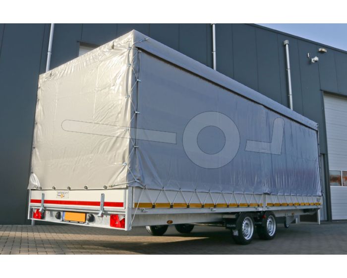 Huifdoek 606x220x180cm 6022-Z-SFZ-18-7500 ten behoeve van huif met schuifzeil voor Eduard plateauwagen of multitransporter met een laadbak van 606x220cm. Hoogte 180cm gemeten vanaf de laadvloer. Kleur van het huifdoek is 7500 grijs.