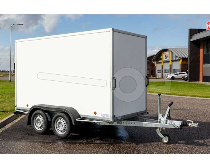 Power Trailer ongeremde tandemasser gesloten aanhangwagen 257x157x188 cm met een bruto laadvermogen van 750 kg