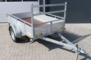 Aanhangwagen Twins Trailers, 257x157 (lxb bak), 750kg bruto (535 netto), laadvloerhoogte 54cm, aluminium borden met railing, banden 13", enkelas