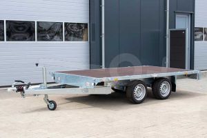 Eduard vlakke plateauwagen zonder borden 3520-4-PV-270-63, afmeting 356x200cm, bruto laadvermogen 2700kg, laadvloerhoogte 63cm, geremde tandemasser, bandenmaat 195/50R13