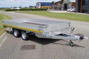 Eduard tandemas plateauwagen 4018-4-PB40-200-72, 40cm aluminium borden, afmeting 406x180cm, laadvloerhoogte 72cm, bruto laadvermogen 2000kg