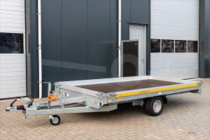 Eduard multitransporter 3318-3-PMB10-150-63, Lxb 330x180cm, Bruto 1500kg (1114kg netto), Lvh 63cm, Alu borden 10cm, Enkelas geremd, Banden 195/50R13, Met oprijplaten en lier.