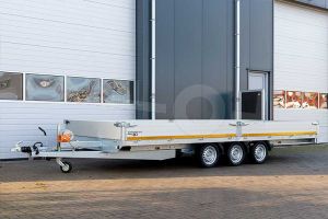 Eduard multitransporter 4022-5-PMB30-350-56, Lxb 406x220cm, Bruto 3500kg (2735kg netto), Lvh 56cm, Alu borden 30cm, Drieasser geremd, Banden 195/55R10, Met oprijplaten en lier.
