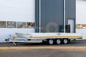 Eduard multitransporter 6020-5-PMB30-350-56, Lxb 606x200cm, Bruto 3500kg (2501kg netto), Lvh 56cm, Alu borden 30cm, Drieasser geremd, Banden 195/55R10, Met oprijplaten en lier.