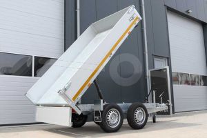 Eduard achterwaartse kipper aanhangwagen, afmeting 260x150cm met 30cm borden, laadvloerhoogte 72cm, bruto laadvermogen 2000kg, handmatige bediening