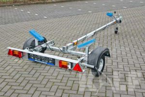Rubberboottrailer serie 450-40,  400x160 (lxb), bruto 450kg (325 netto), met rubberbootpakket, banden 13", enkelas