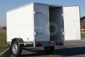 Ongeremde enkelasser Power Trailer gesloten aanhangwagen 200x132x150cm 750kg.