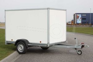 Enkelas gesloten aanhangwagen, merk Power Trailer, afmeting 225x150x150cm, bruto laadvermogen 1000kg geremd