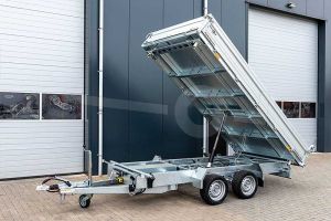 Humbaur kipper HTK 2700.31 (lxb) 314x175cm, bruto 2700kg (1840 netto), 3 zijdig kippend, handmatig, laadvloerhoogte 75cm, 35cm aluminium borden, banden 13", tandemas