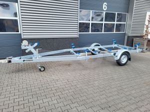 Vlemmix boottrailer, 630x220cm (lxb), bruto 1500kg (netto 1160kg), enkelas geremd