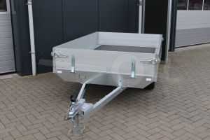 Eduard ongeremde enkelasser plateauwagen 2014-1-PB30-075-63, afmeting 200x145cm met 30cm aluminium borden, bruto laadvermogen 750kg, laadvloerhoogte 63cm, bandenmaat 195/50R13