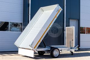 Eduard achterwaartse kipper met oprijplaten 3116-3-1O3-1863-N, Lxb 310x160cm, Bruto 1800kg (1400kg netto), Elektrische bediening, Lvh 63cm, Borden 30cm, Enkelas geremd, Banden 195/50R13