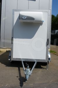 Koelwagen Power Trailer met Govi koelaggregaat, 240x150x200(lxbxh), bruto 750kg (ca.175kg netto), 80mm panelen, 1 deur achter, vloerhoogte 54cm, 13" banden, enkelas ongeremd