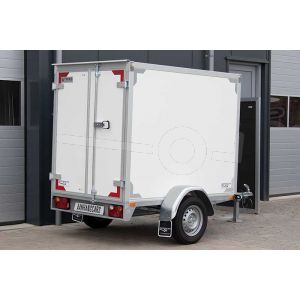 Twins Trailers enkelas gesloten aanhangwagen, afmeting 257x132x180 cm, met twee achterdeuren, bruto laadvermogen 1350kg.