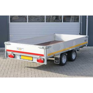 Eduard plateauwagen afmeting 310x160cm, bruto laadvermogen 2700kg en laadvloerhoogte 56cm.