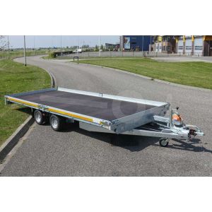 Autoambulance Eduard 506x200cm met dichte laadvloer, aluminium borden, kabellier en oprijplaten laadvloerhoogte 56cm bruto laadvermogen 3000kg