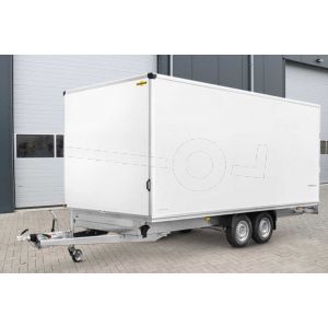 Voorzijde van de gesloten plateau aanhangwagen Humbaur HK 253221-20PF30  afmeting 318x203x188cm bruto totaalgewicht 2500kg met 30mm dikke witte purferro panelen