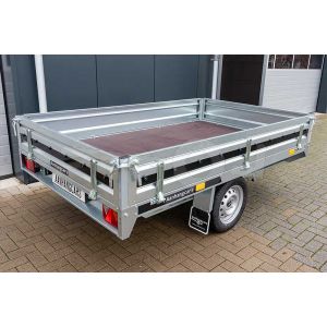 Martz Hochlader plateauwagen 254x153cm, bruto 750kg (524kg netto), 30cm stalen borden, banden 155/70R13, enkelas