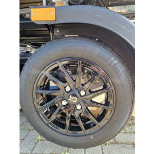 Aluminium velgen in plaats van stalen velgen voor de Cochet Uno of Lorries MT-1 en MT-2