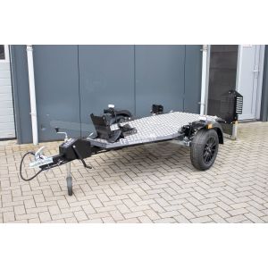 Lorries MT1 verlaagbare motortrailer opvouwbaar, 238x104cm, bruto 750kg (580kg netto), laadvloerhoogte ca.45cm, kleur zwart, enkelas ongremd, banden 155/70R13