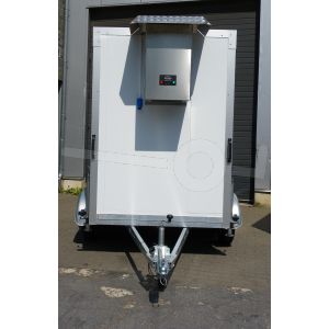 Koelwagen Power Trailer met standaard koelaggregaat, 240x150x200(lxbxh), bruto 1350kg (ca.744kg netto), 80mm panelen, 1 deur achter, vloerhoogte 54cm, 13" banden, enkelas geremd