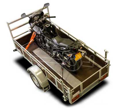 Eduard  autotransporter 4x2m met 10cm borden en oprijplaten